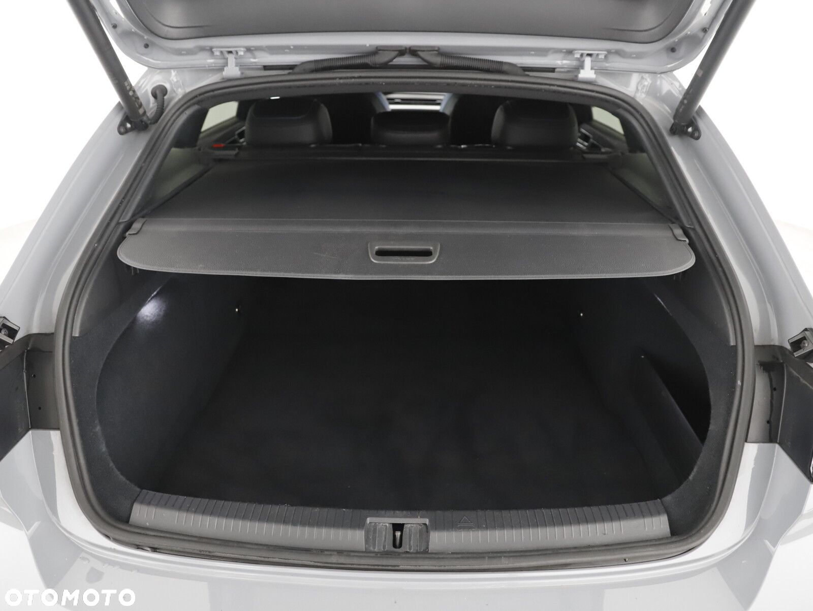 Volkswagen Arteon 2.0 TSI 4Motion R DSG - 24