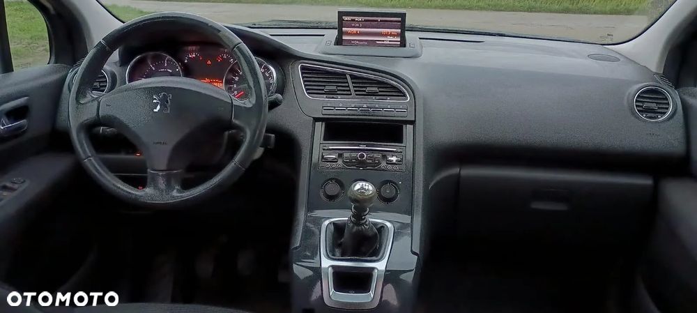 Peugeot 5008 - 5