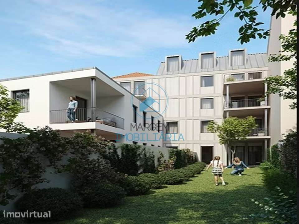 T3 duplex c/112m2 jardim privat., estac. duplo + arrumo - Grande imagem: 3/26