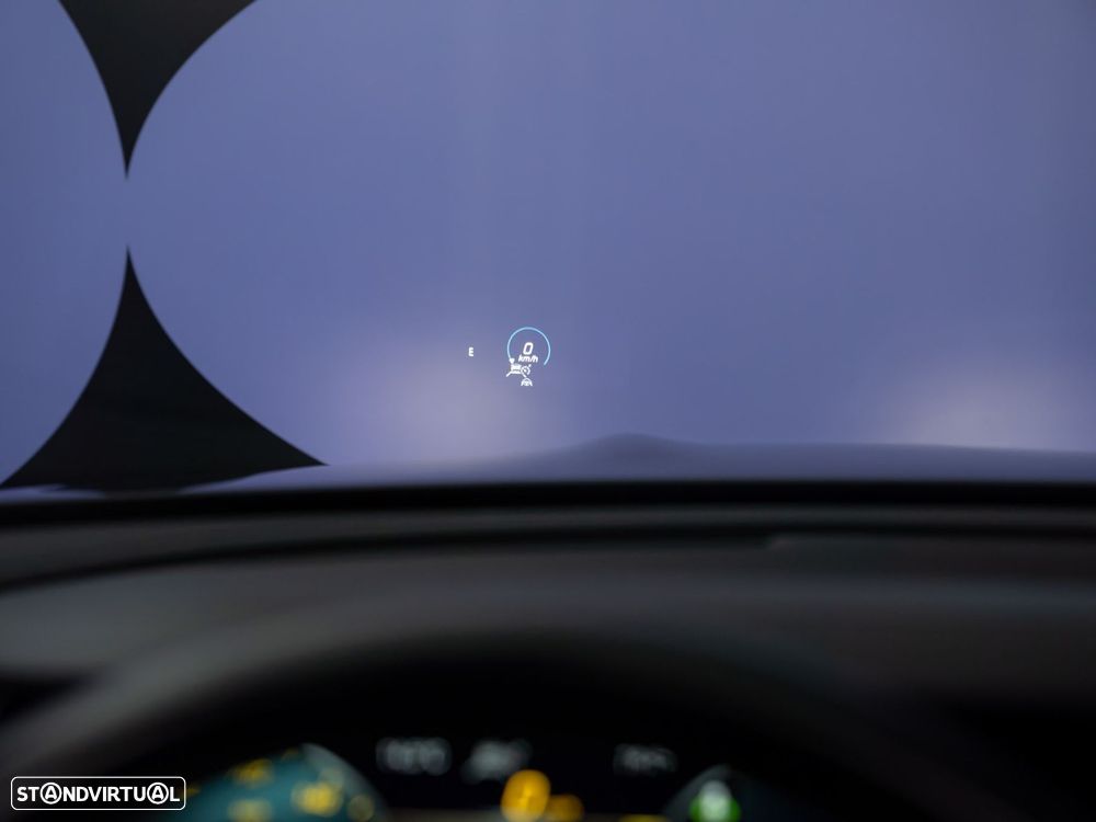 Mercedes-Benz E 300 de AMG Line - 24