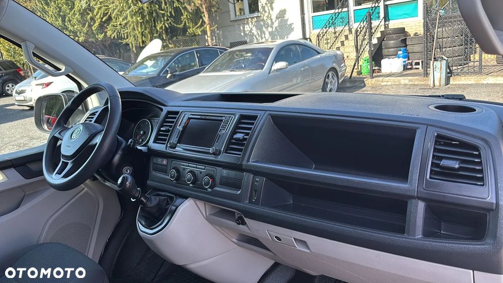Volkswagen Transporter T6 - 23