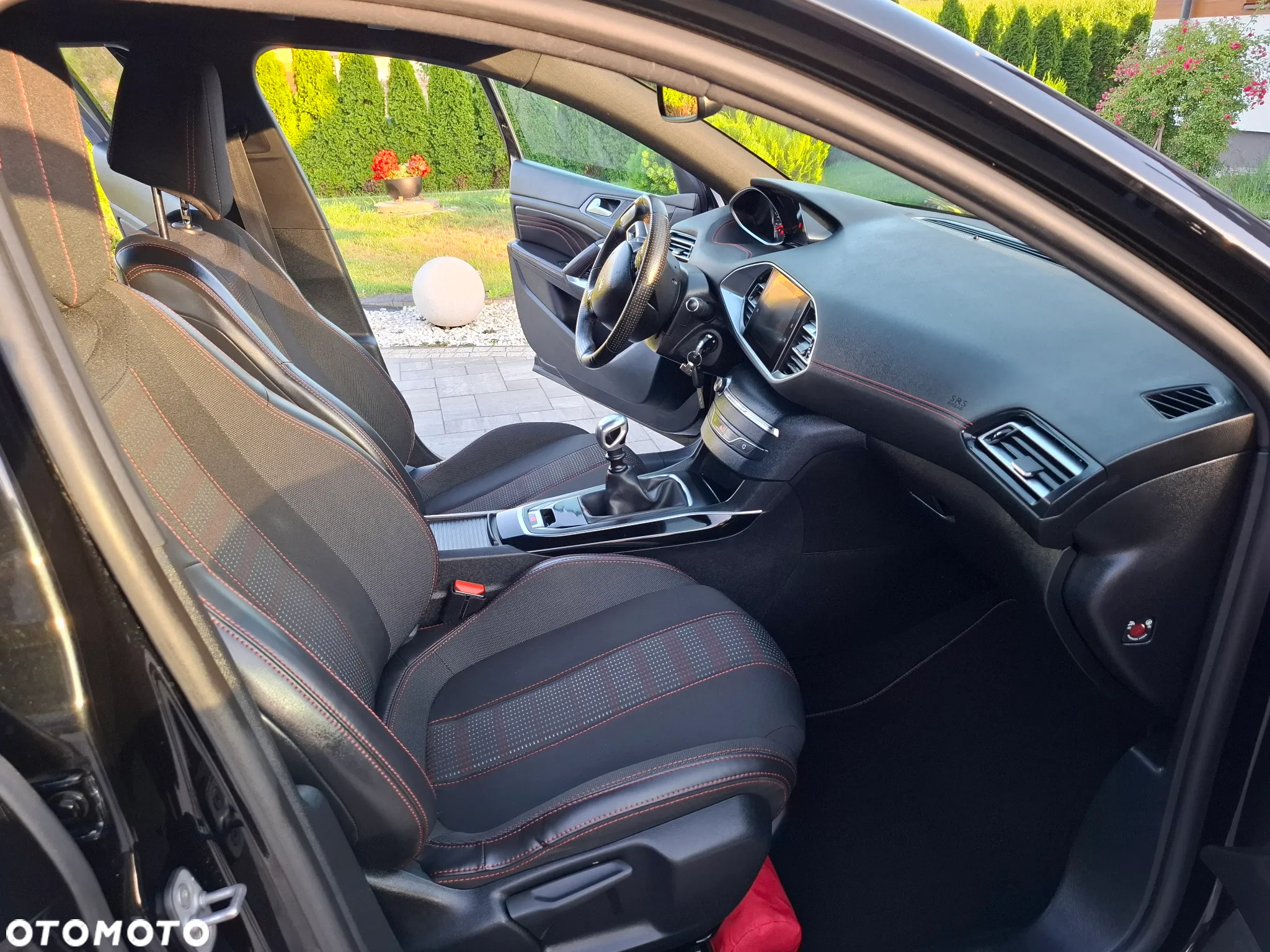 Peugeot 308 BlueHDi FAP 130 Stop & Start GT - 25