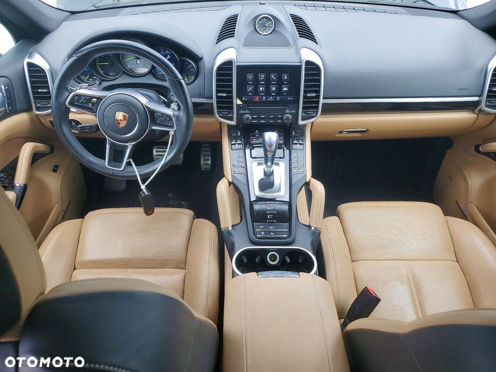 Porsche Cayenne S E-Hybrid Platinum Edition - 9