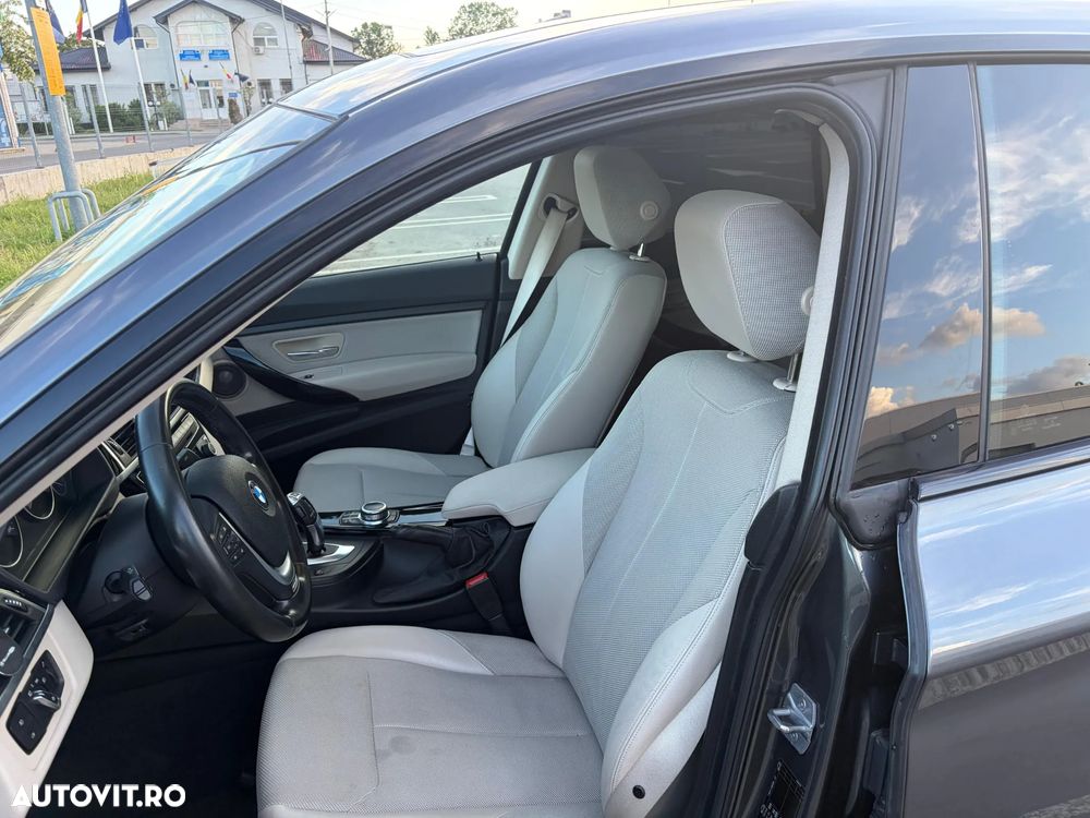 BMW Seria 3 320d Aut. Luxury Line - 13