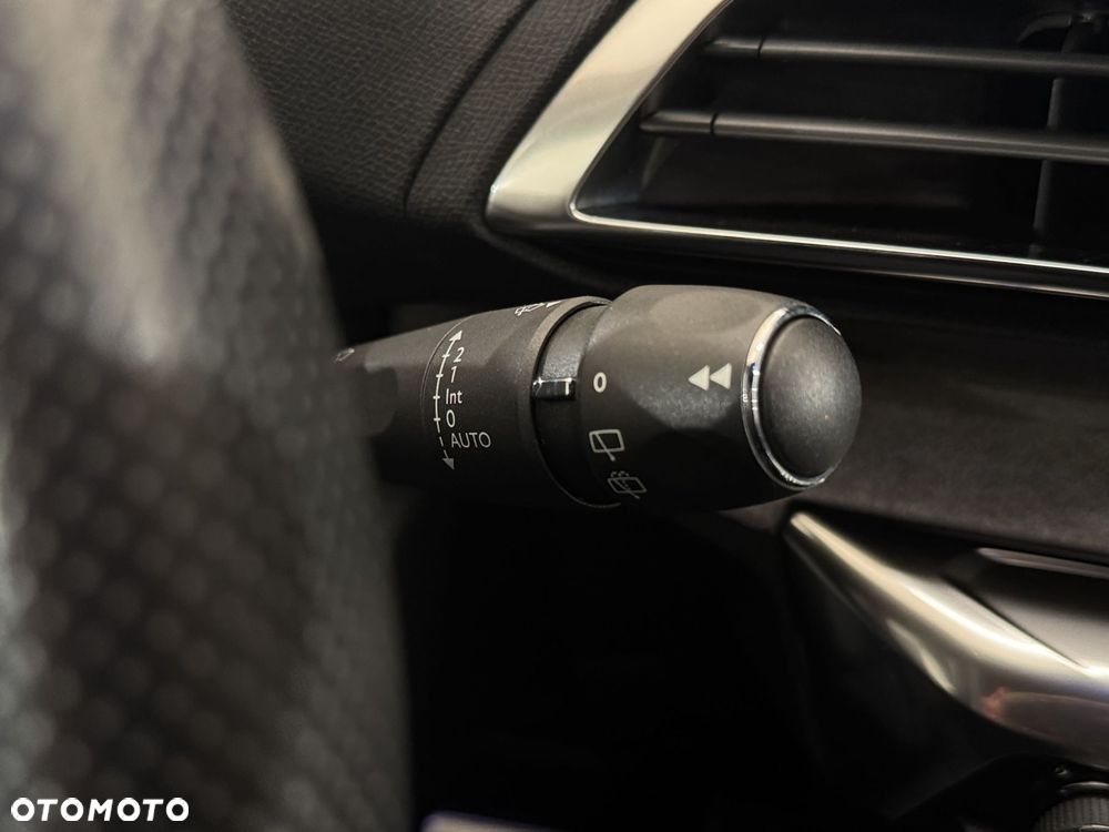 Peugeot 3008 - 21