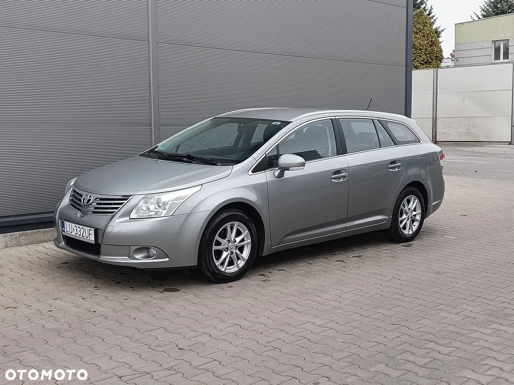Toyota Avensis Combi 1.8 Edition - 8