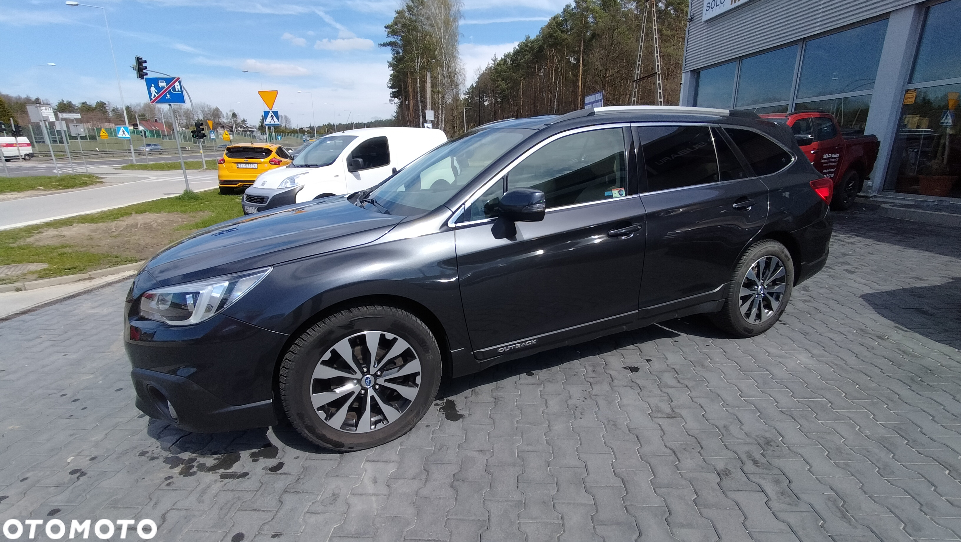 Subaru Outback 2.0D Exclusive Lineartronic - 12
