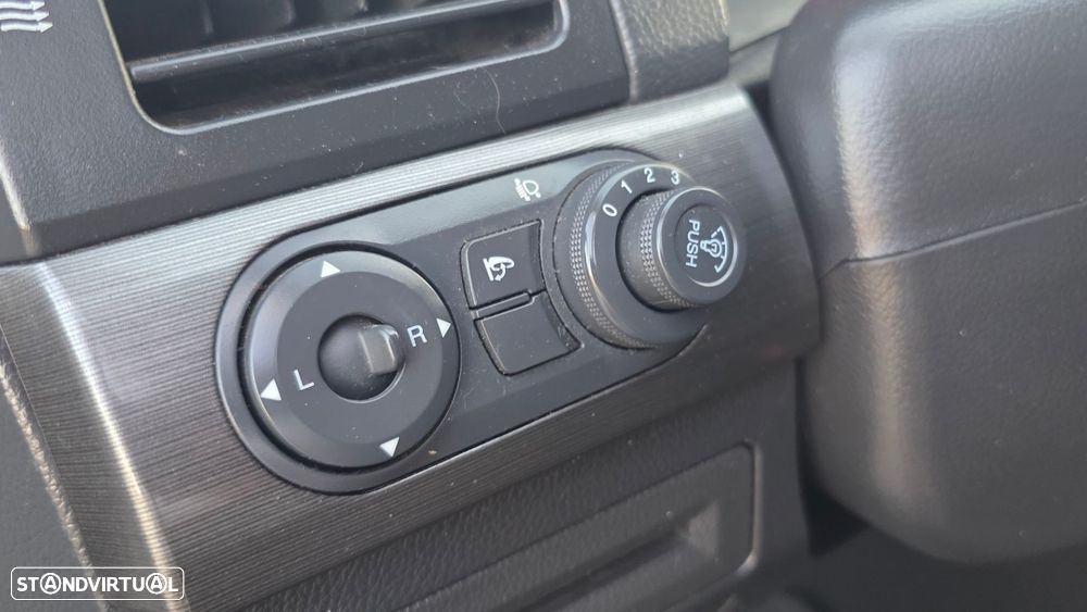 Chevrolet Captiva 2.0 VCDi LT 7L - 20