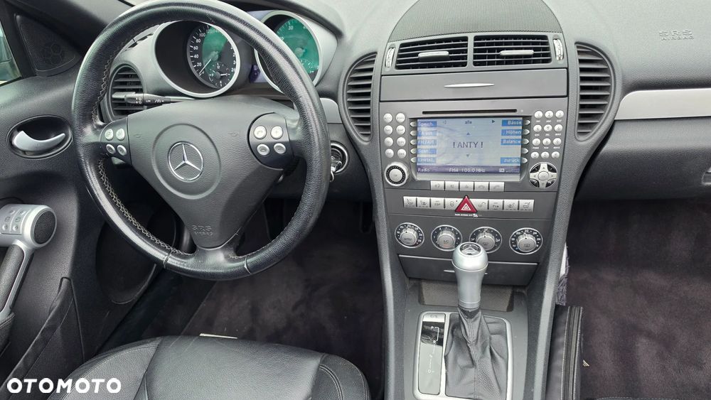 Mercedes-Benz SLK 350 7G-TRONIC - 7
