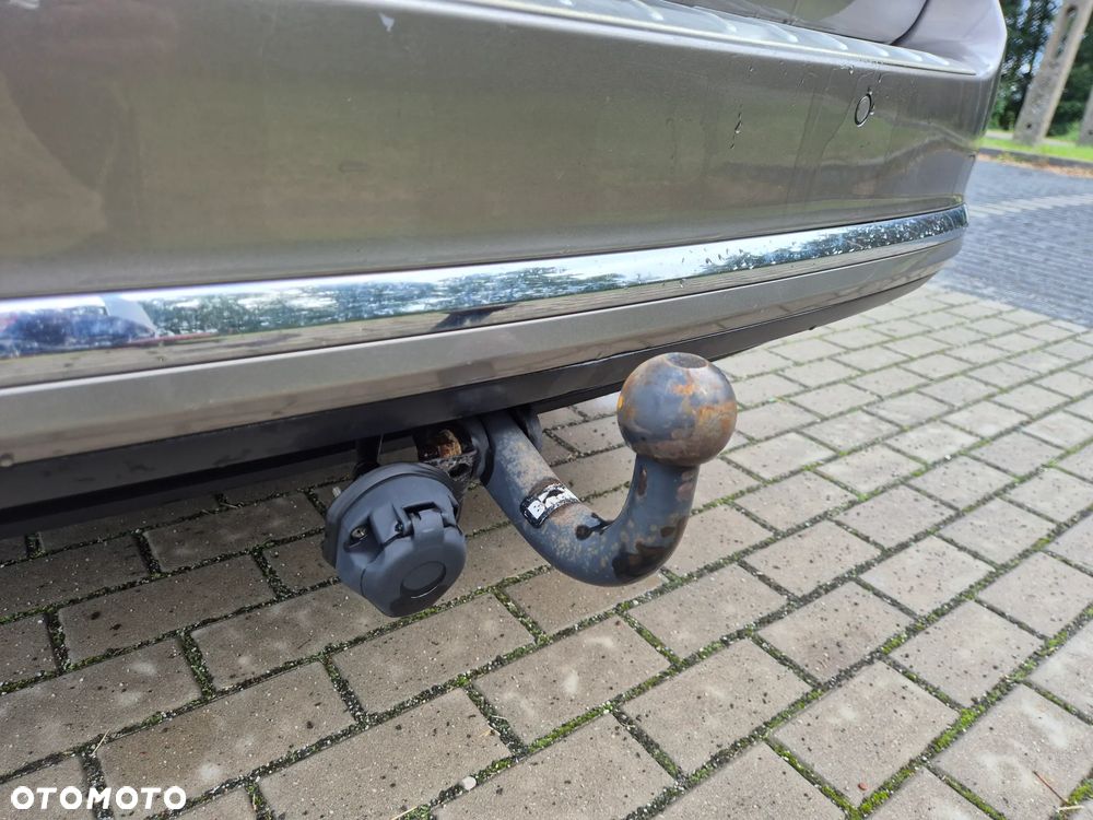 Volkswagen Passat 1.6 TDI Comfortline - 32