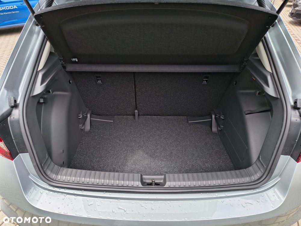 Skoda Fabia 1.0 Essence - 9