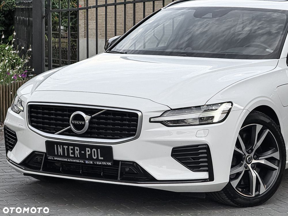Volvo V60 T8 AWD Plug-In Hybrid R-Design - 7