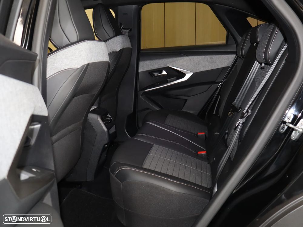 Peugeot 3008 1.2 Hybrid Allure e-DCS6 - 13