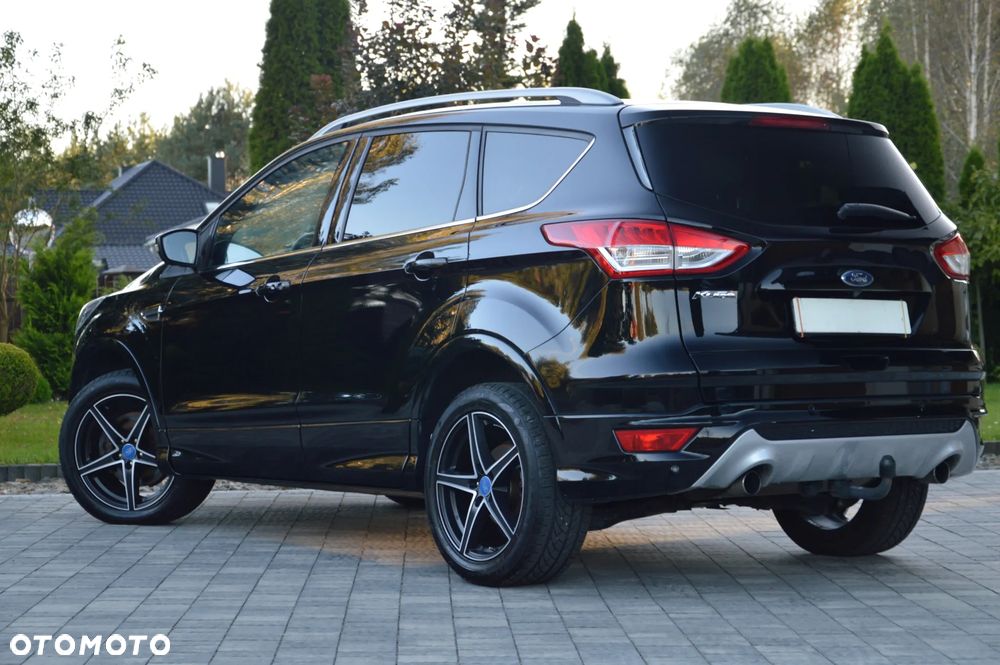 Ford Kuga - 12