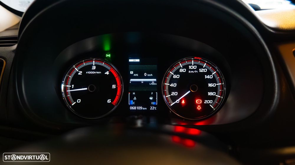 Mitsubishi L200 2.3 DI-D Strakar CD Intense 4WD - 15