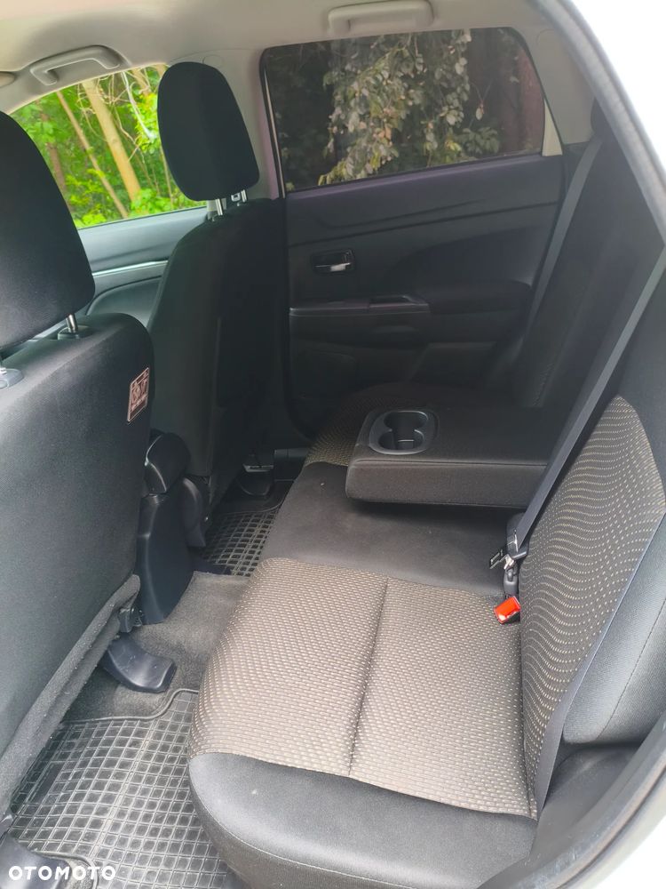 Mitsubishi ASX 1.6 Blue Sky Edition - 9
