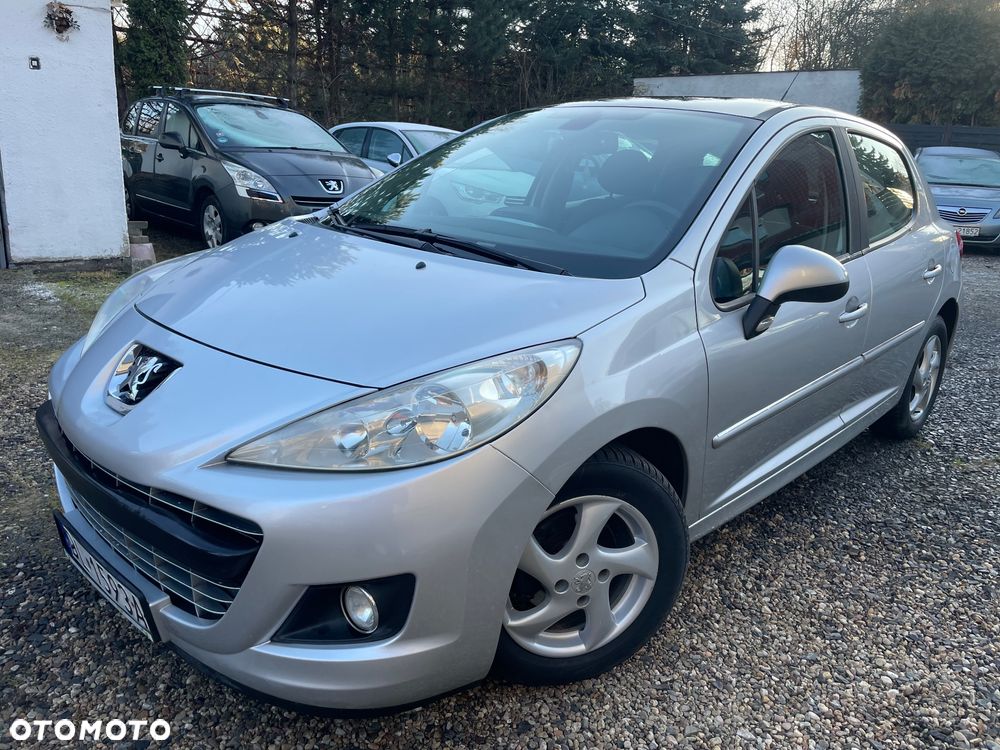 Peugeot 207 HDi FAP 92 Forever - 1