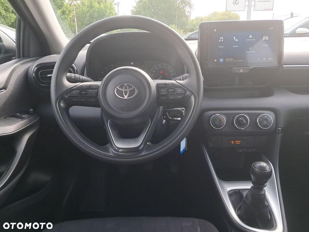 Toyota Yaris 1.5 Active - 12