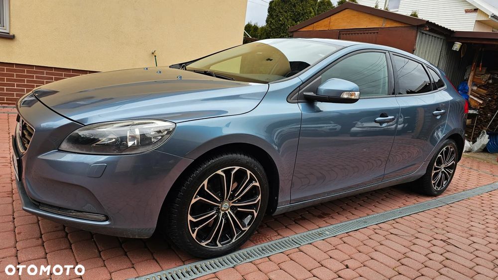 Volvo V40 T3 Momentum - 13