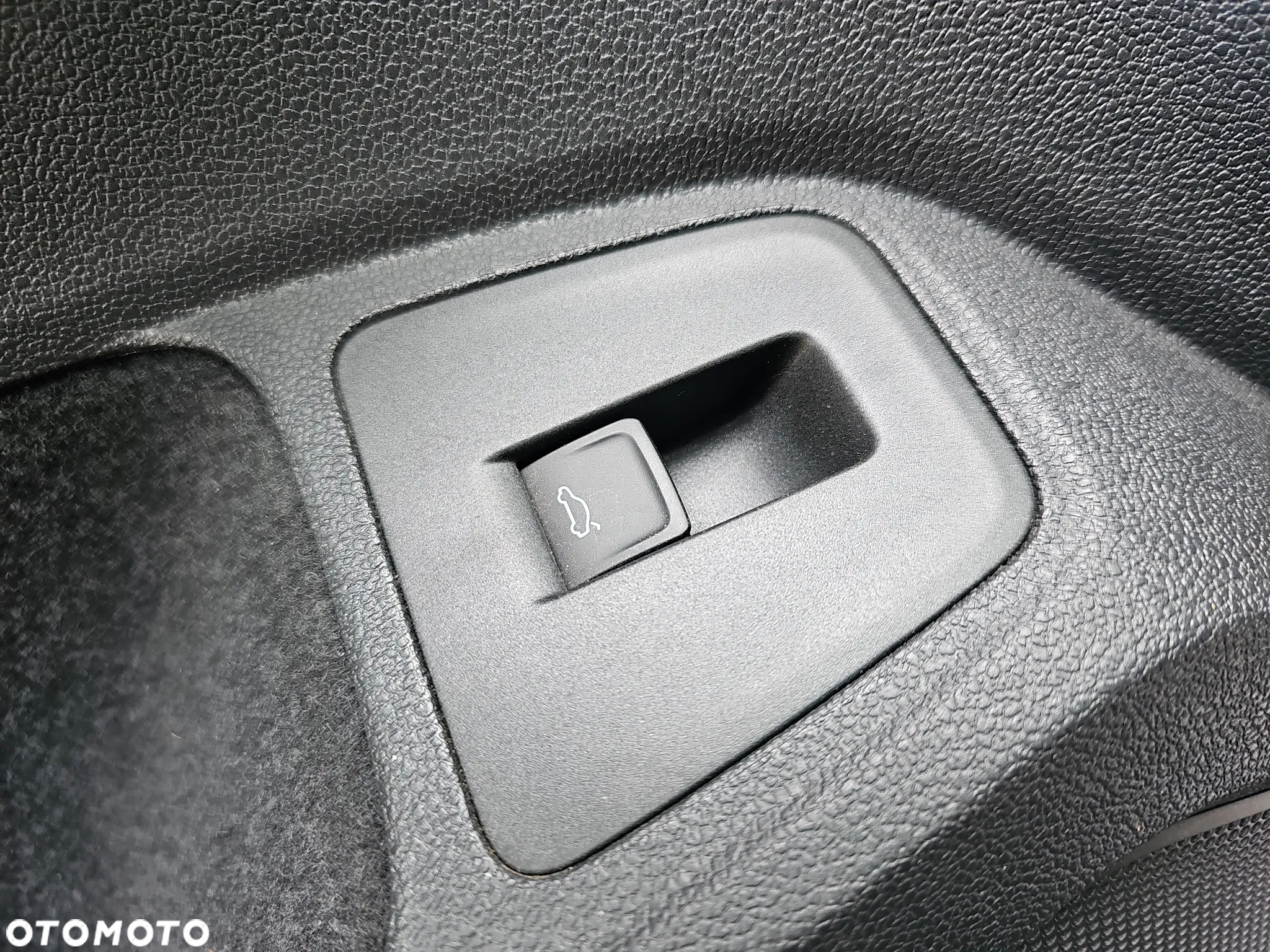Volkswagen Tiguan 2.0 TDI SCR Life - 25