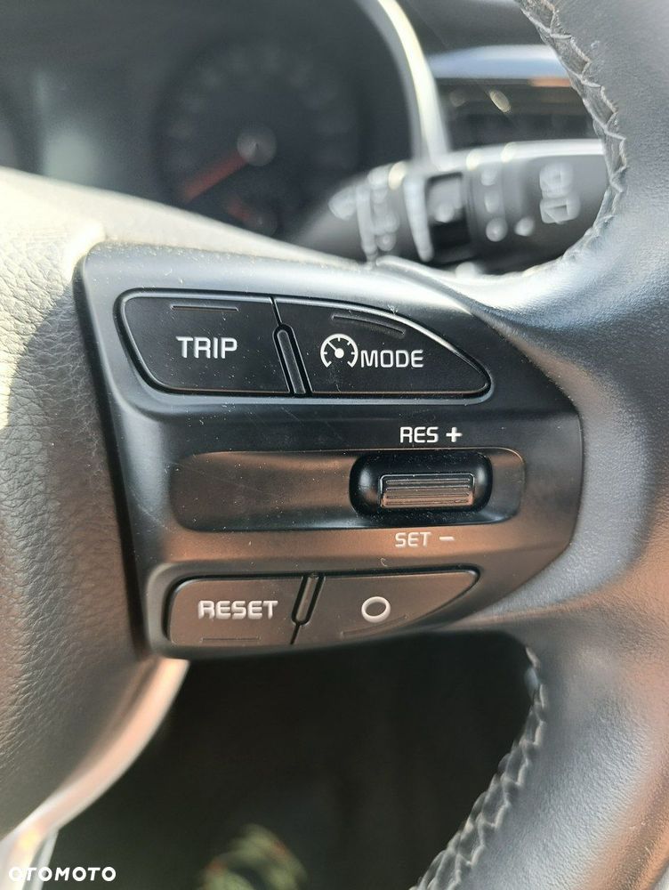 Kia Stonic - 22