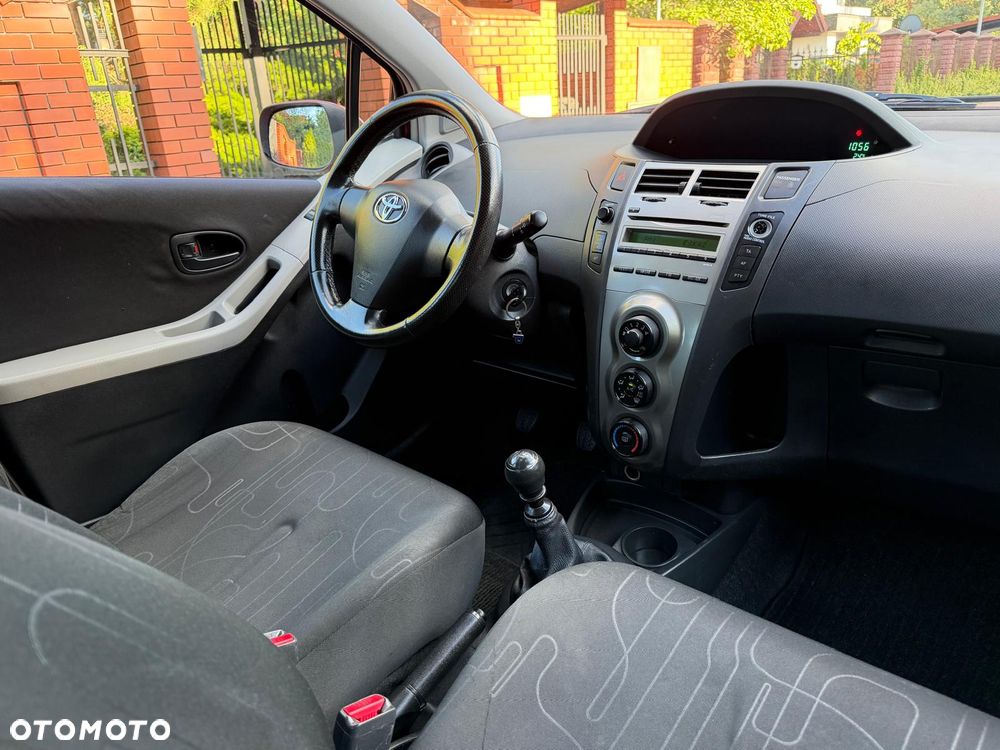 Toyota Yaris 1.33 Sol - 21