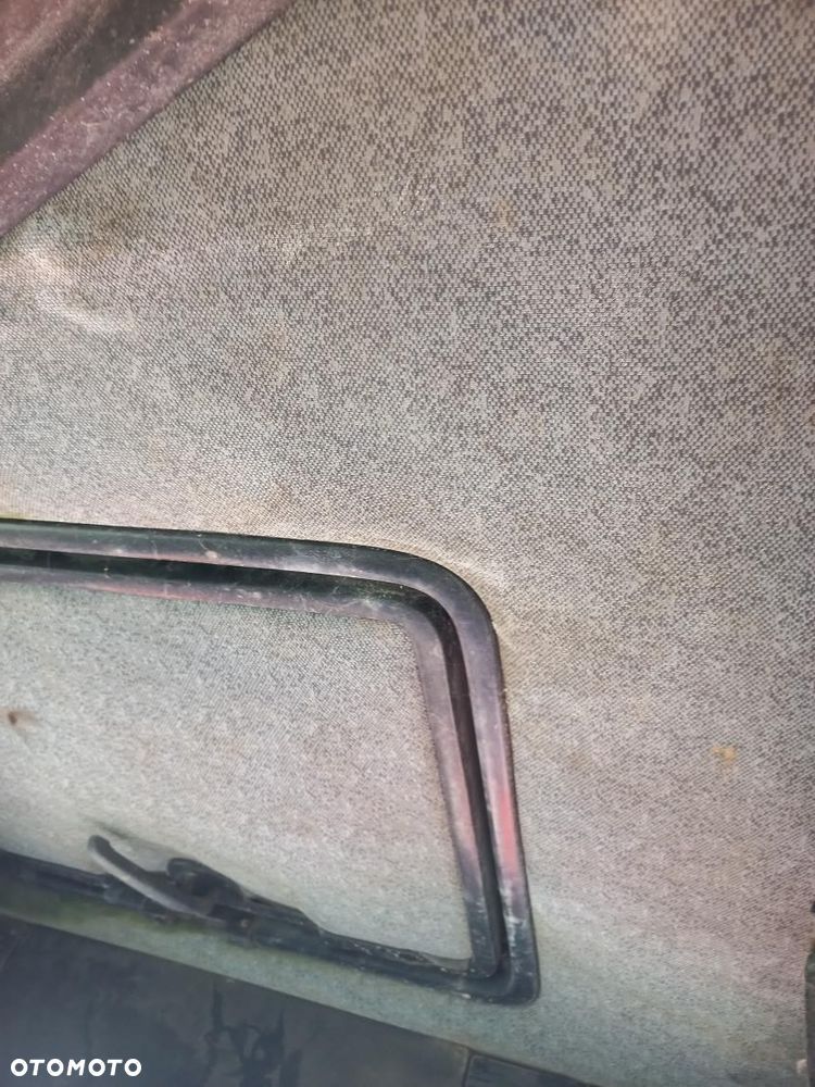 Kabina CASE CS drzwi,sterownik,komputer,błotniki,licznik,ehr,wiązka elektryczna,tapicerka,plastiki,oritrol,pompki hamulcowe,przełączniki,150 G 8005,WENTYLATOR,NAWIEWY,DACH - 7