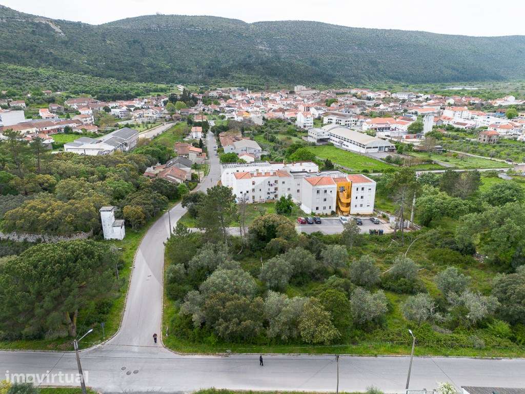 Lote para construção na Vila de Minde - Grande imagem: 5/16