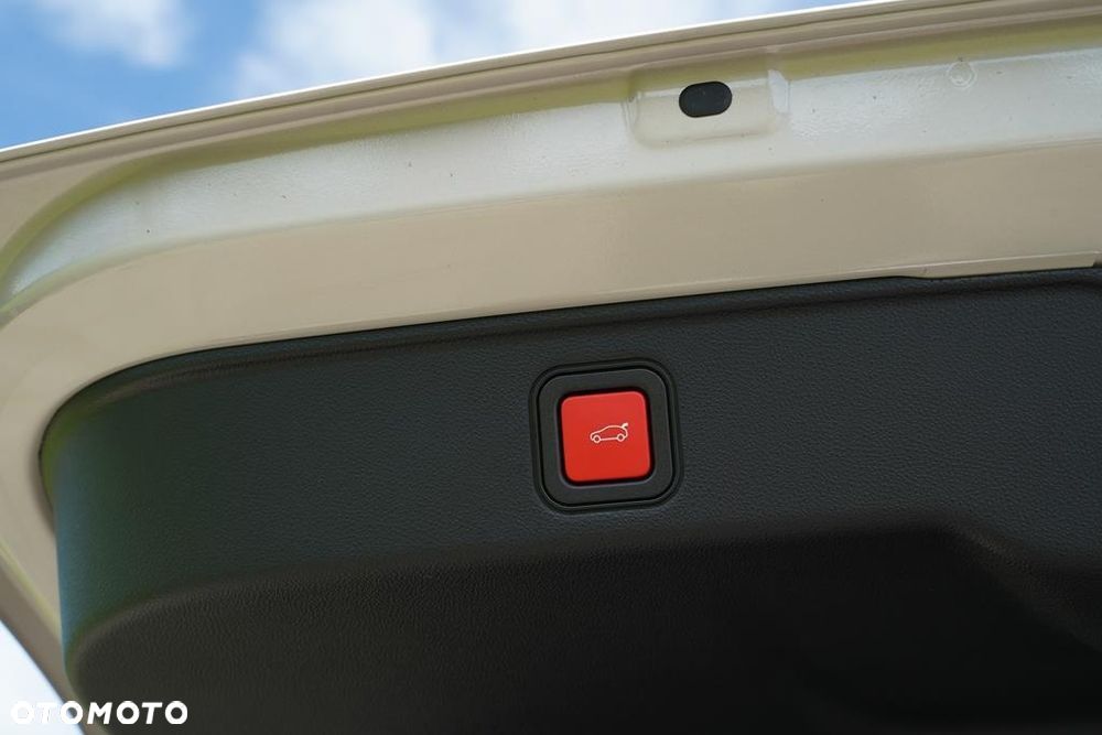 Fiat 600 1.2 Turbo Hybrid La Prima eDCT - 8