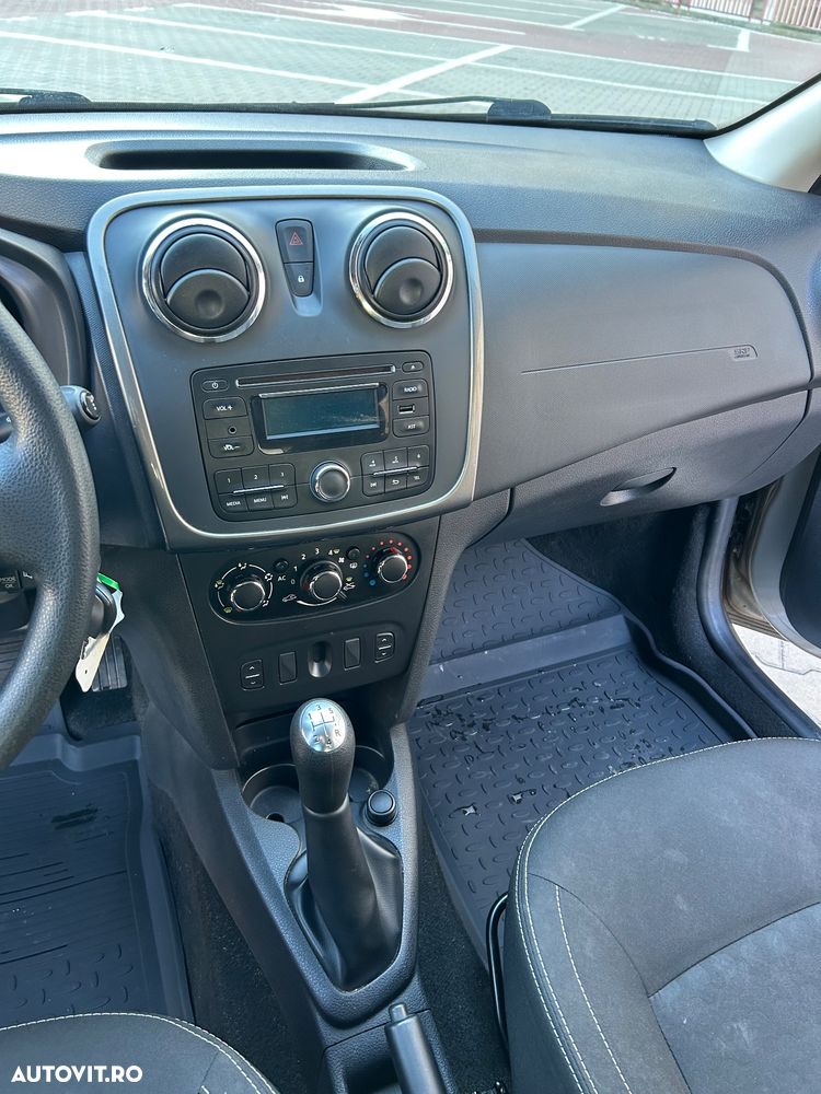 Dacia Logan TCe 90 Laureate - 9