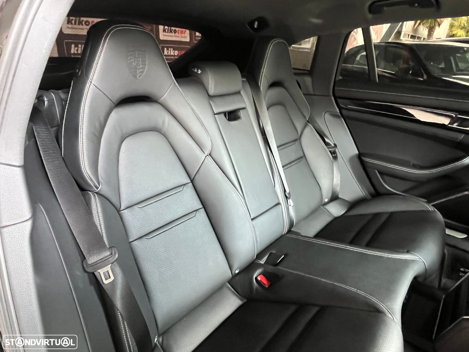 Porsche Panamera Sport Turismo 4 E-Hybrid 10 Years Edition - 55