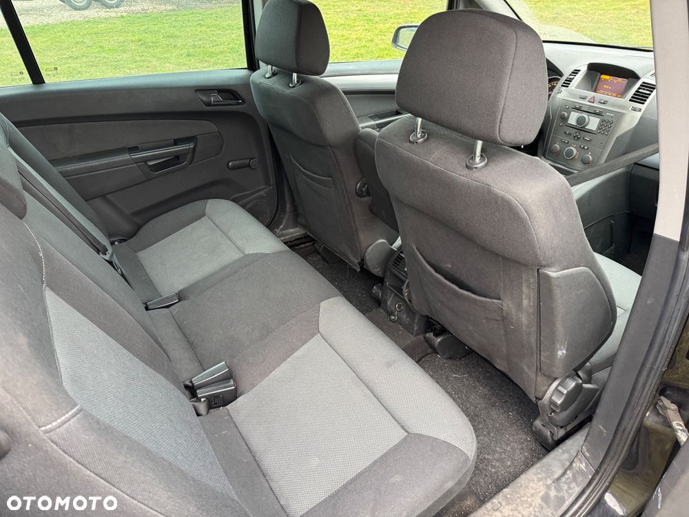 Opel Zafira - 13