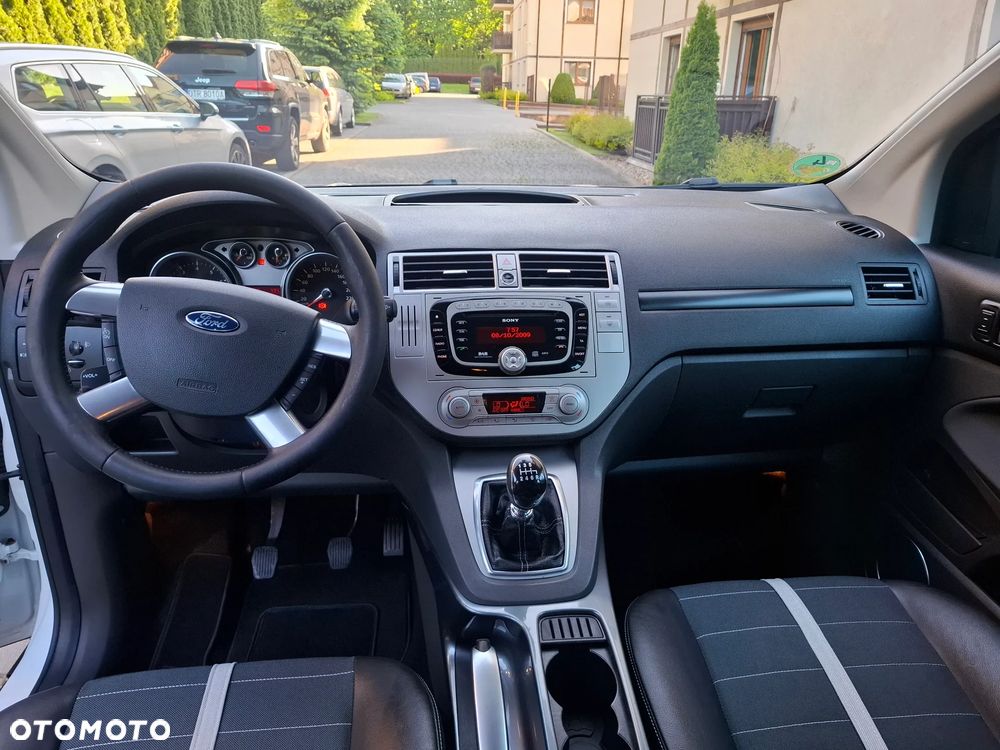 Ford Kuga 2.5 4x4 Trend - 24