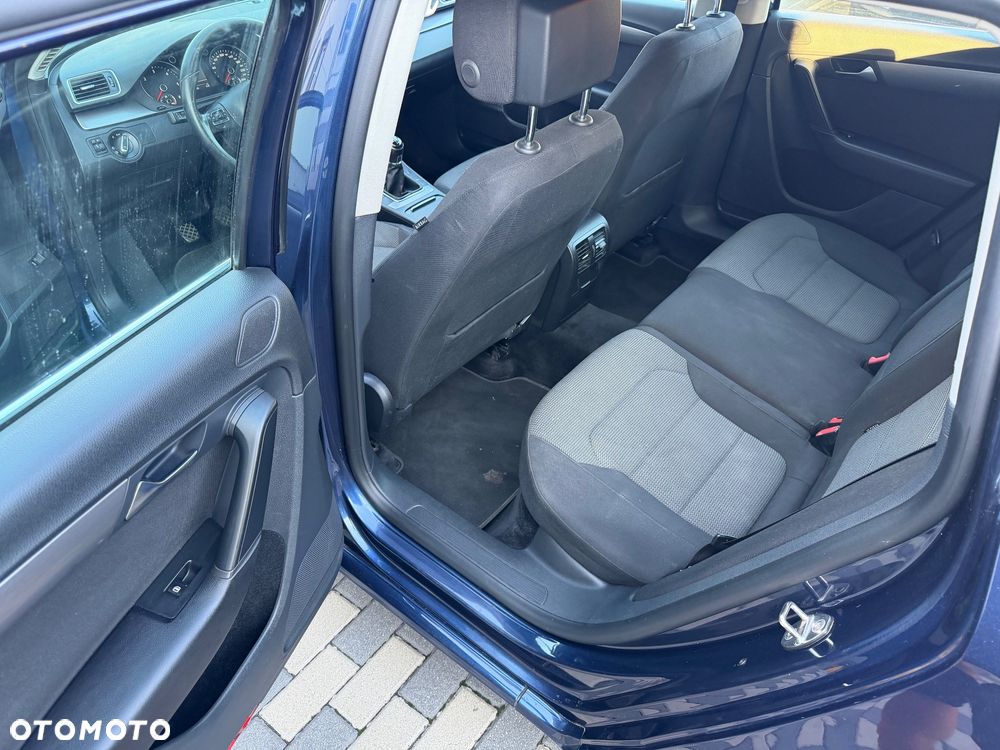 Volkswagen Passat 2.0 BlueTDI SCR Business Edition - 17
