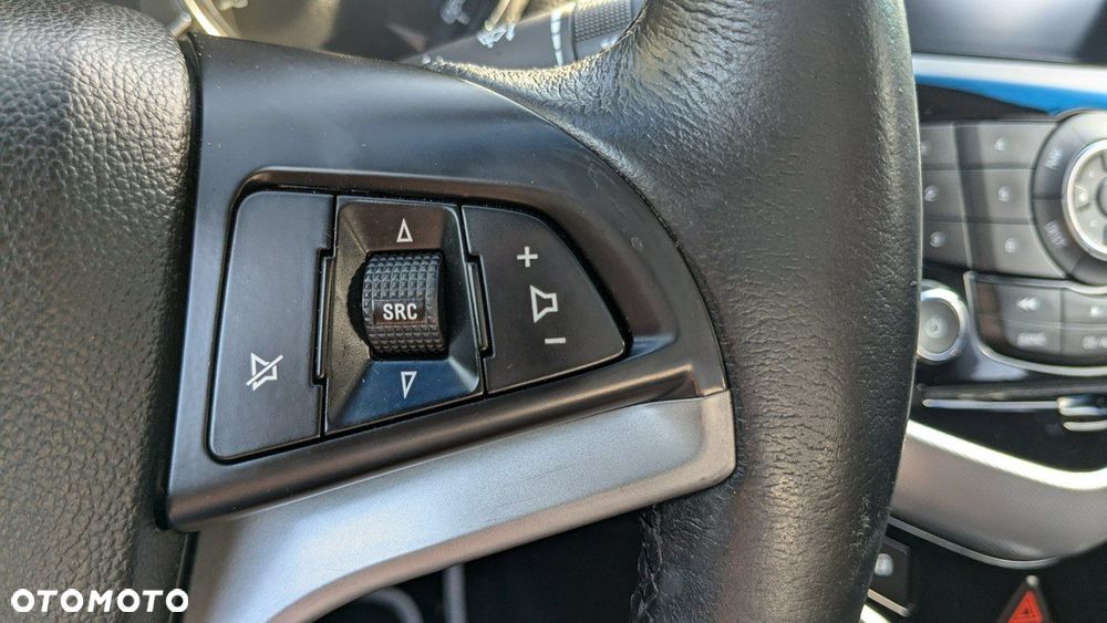 Chevrolet Cruze - 27