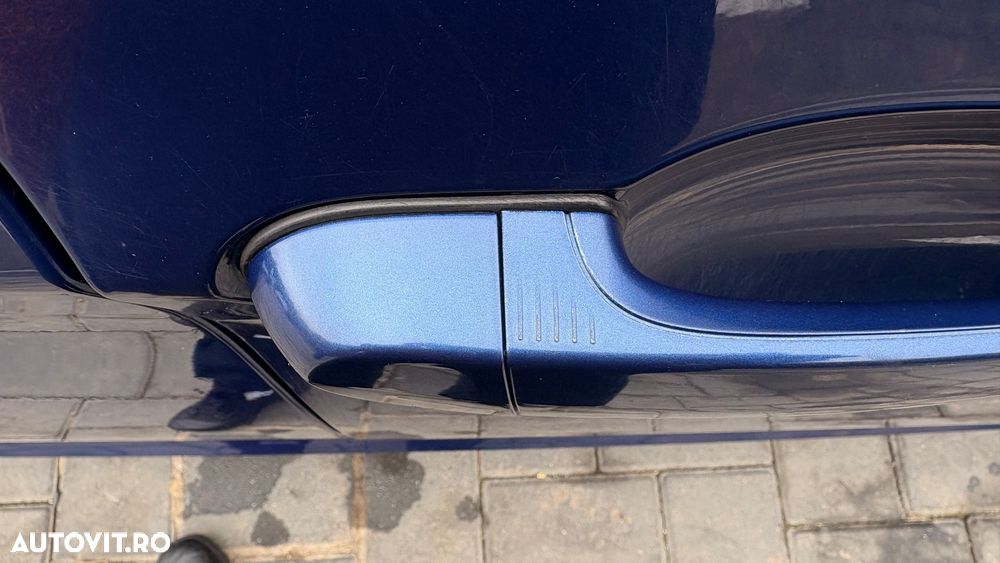 BMW Seria 3 320d - 5