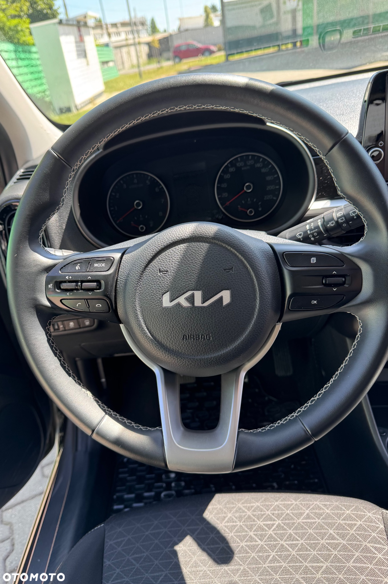 Kia Picanto 1.2 L - 19