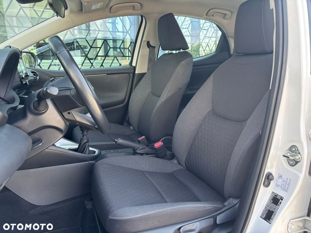 Toyota Yaris - 6