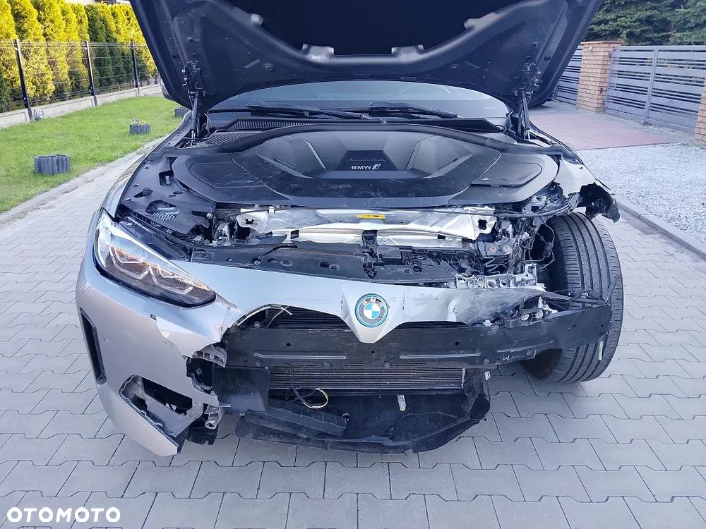 BMW i4 eDrive40 Gran Coupe M Sport - 9