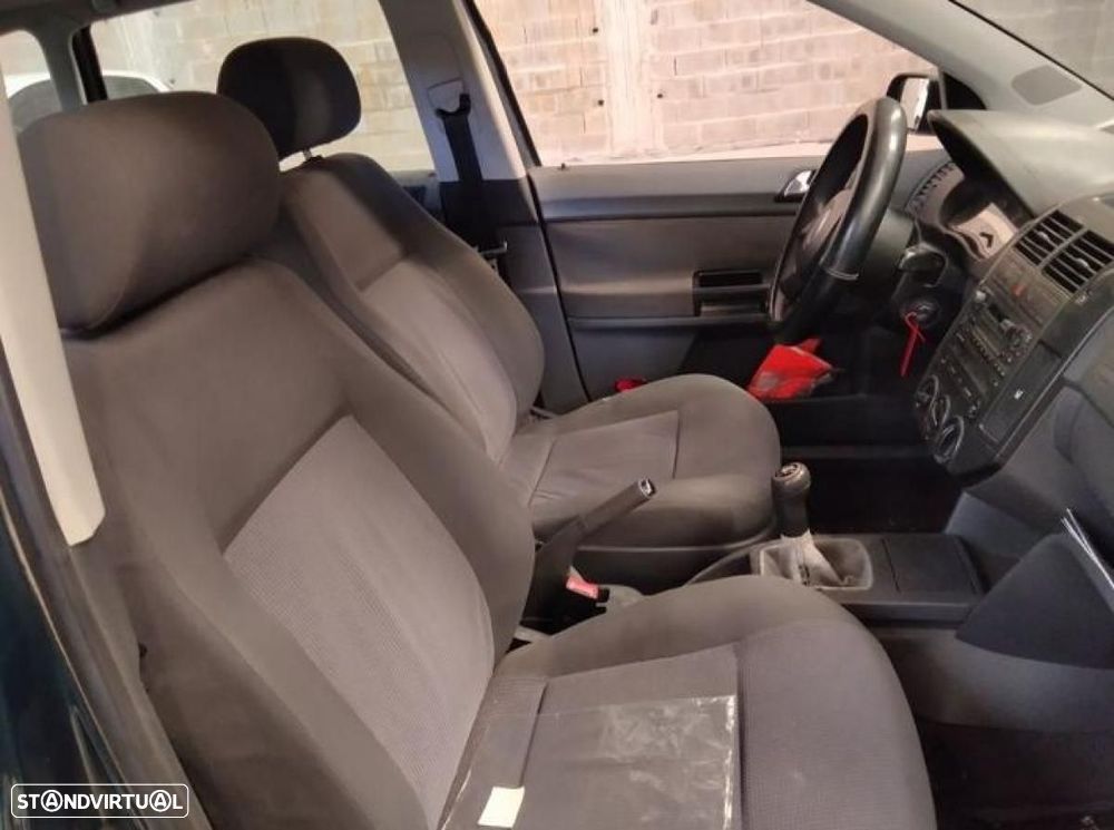 VW Polo - 4