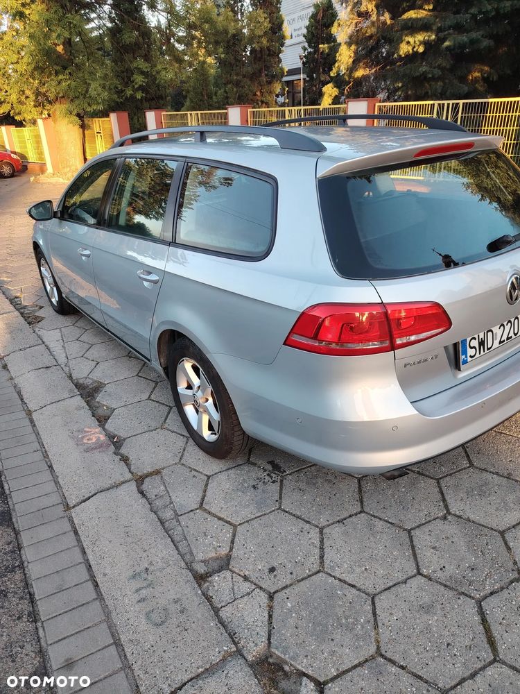 Volkswagen Passat 2011 photo 4