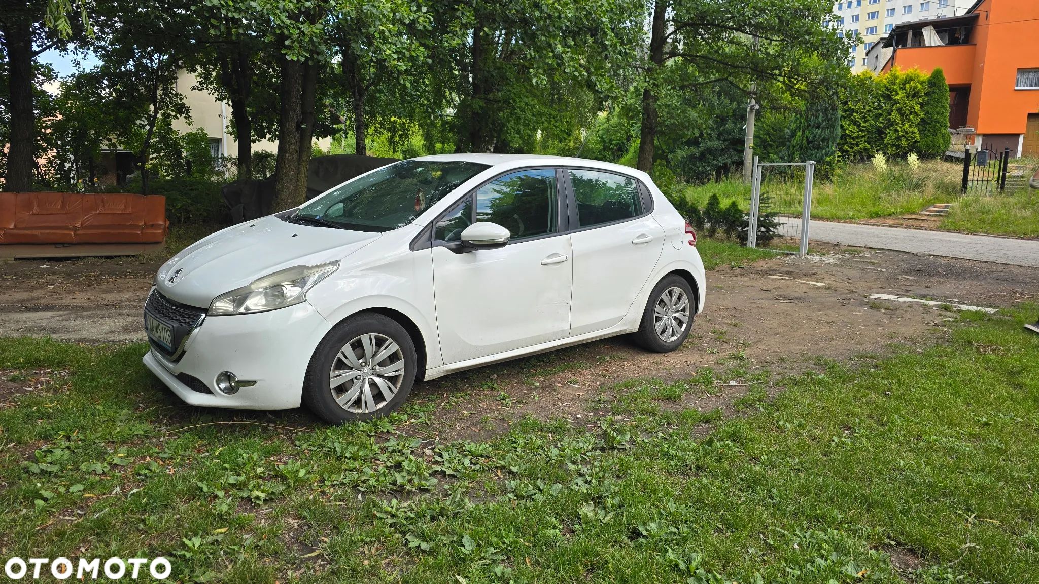 Peugeot 208 - 1