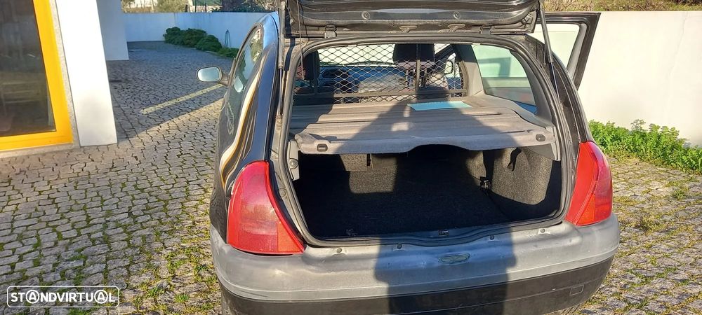 Renault Clio ver-1-9-d-rn - 4