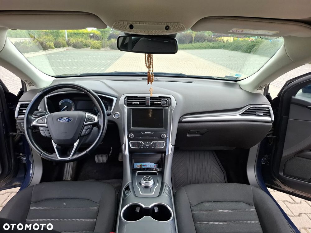 Ford Mondeo - 10