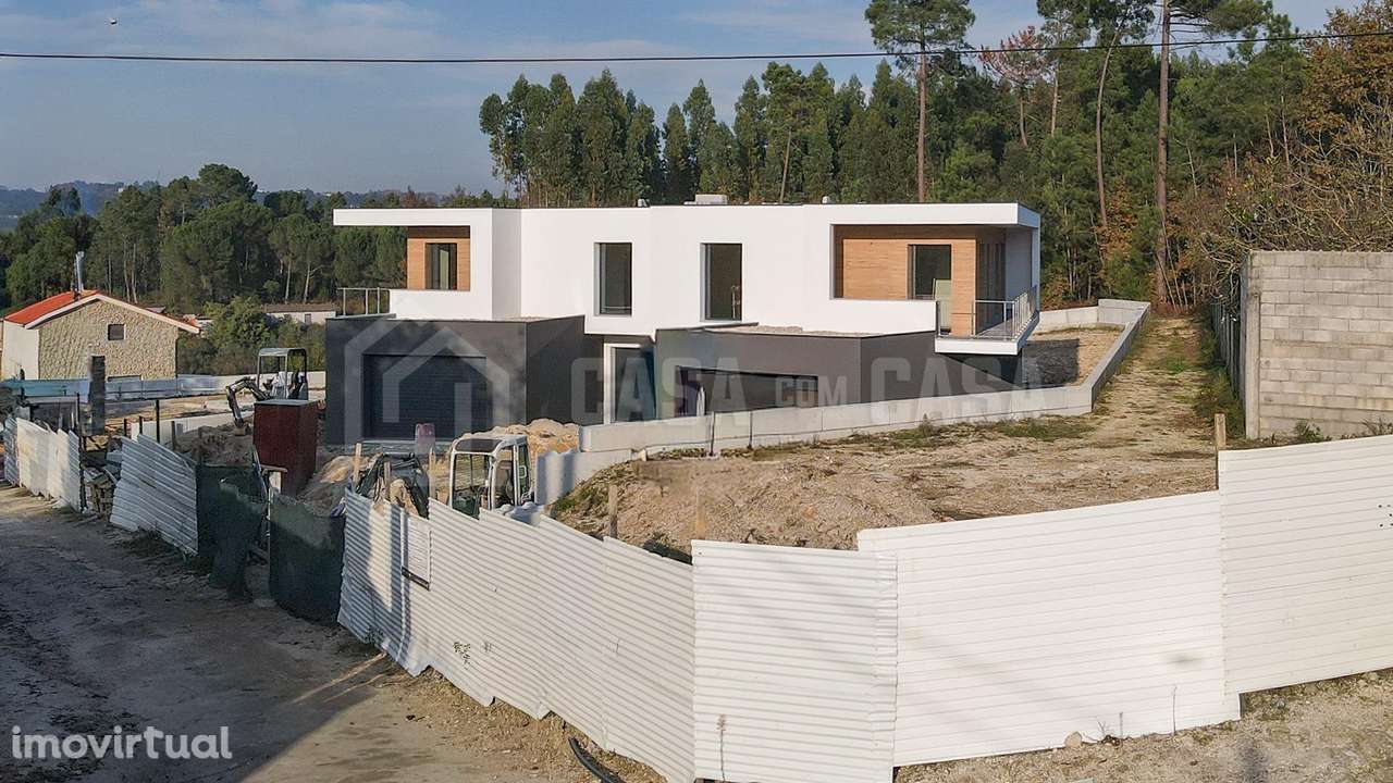 Moradia Geminada V3 em Rebordinho - Grande imagem: 2/18