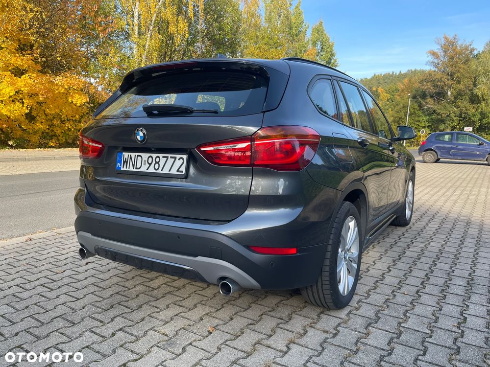 BMW X1 xDrive25d Sport Line - 13