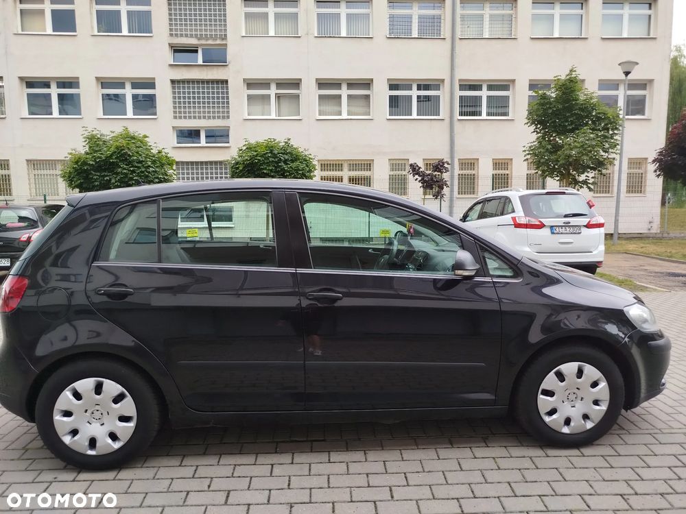 Volkswagen Golf Plus - 10