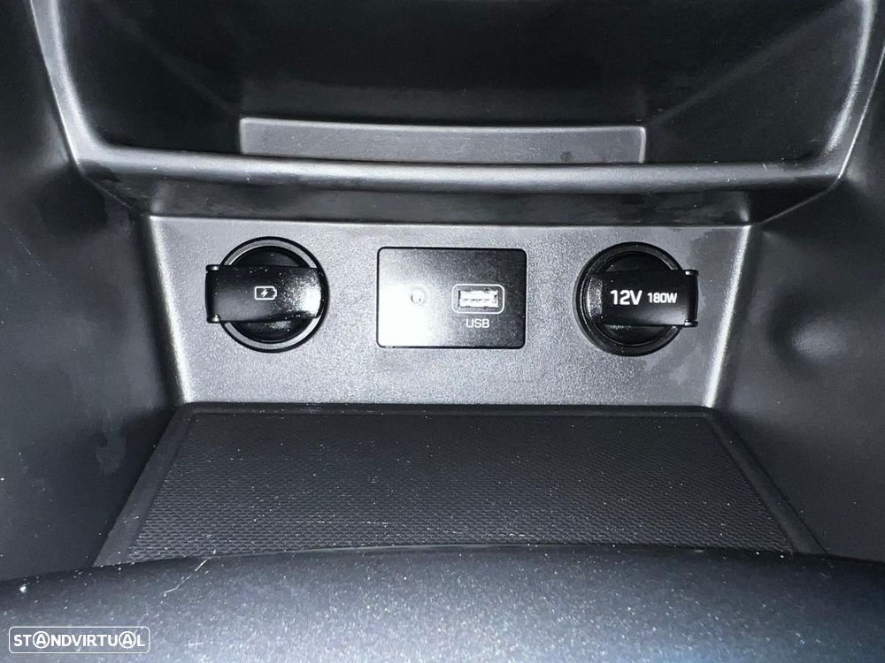 Hyundai Kauai 1.6 CRDi Premium DCT - 37