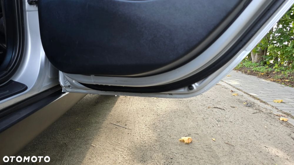 Hyundai ix35 1.7 CRDi 2WD Trend - 17