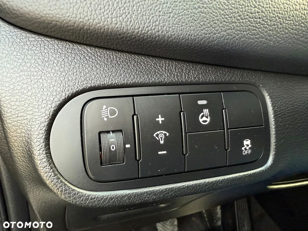 Kia Carens 1.6 GDI Fifa World Cup Edition - 29